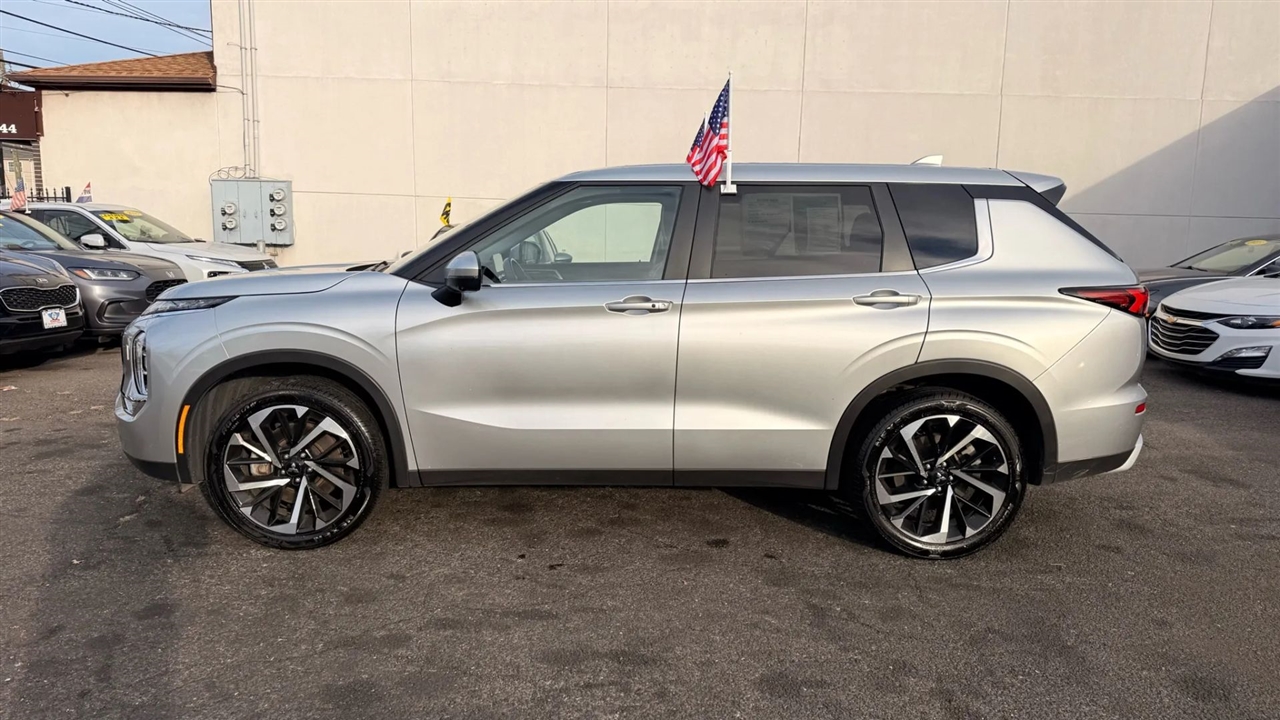 Mitsubishi Outlander SE 4WD 2024