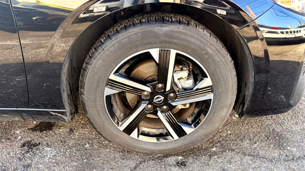 Nissan Sentra SV 2025