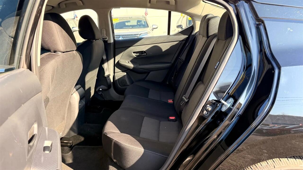 Nissan Sentra SV 2025