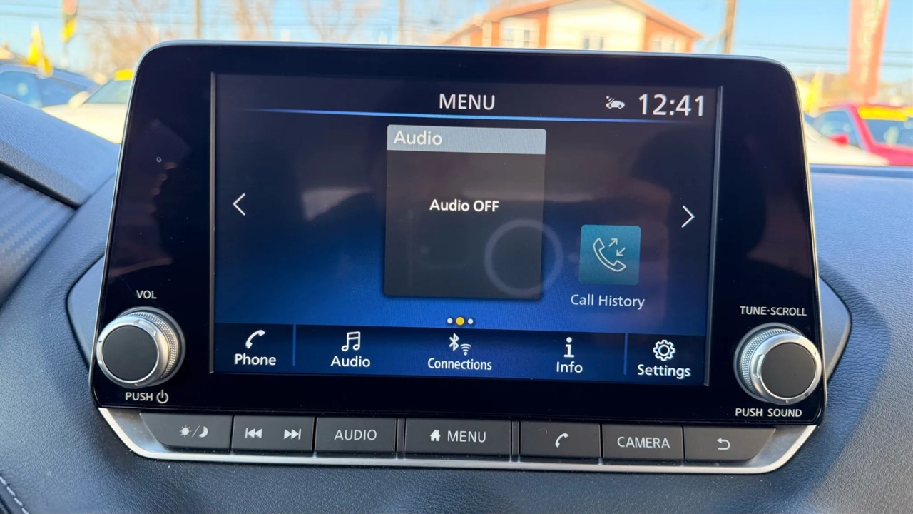 Nissan Sentra SV 2025