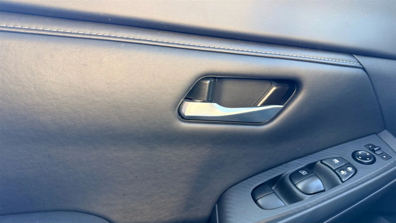 Nissan Sentra SV 2025