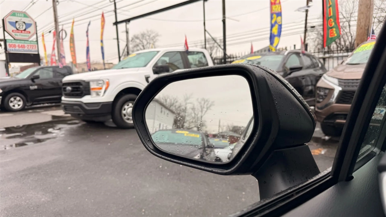 Toyota Corolla LE 2025