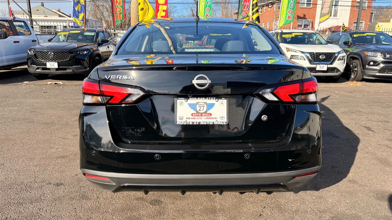 Nissan Versa S CVT 2024