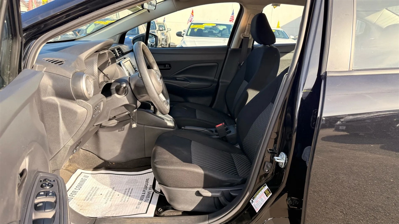 Nissan Versa S CVT 2024