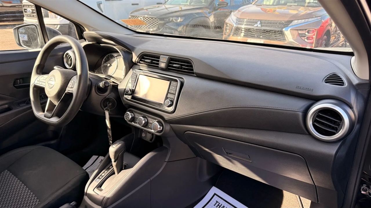 Nissan Versa S CVT 2024