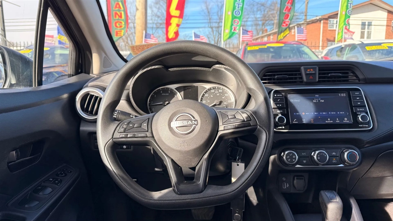 Nissan Versa S CVT 2024