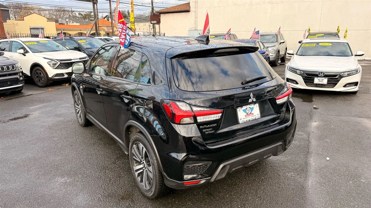 Mitsubishi Outlander Sport 2.0 ES 4WD 2023