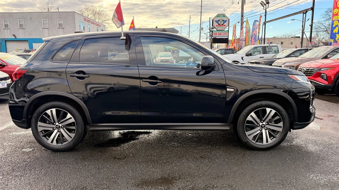 Mitsubishi Outlander Sport 2.0 ES 4WD 2023