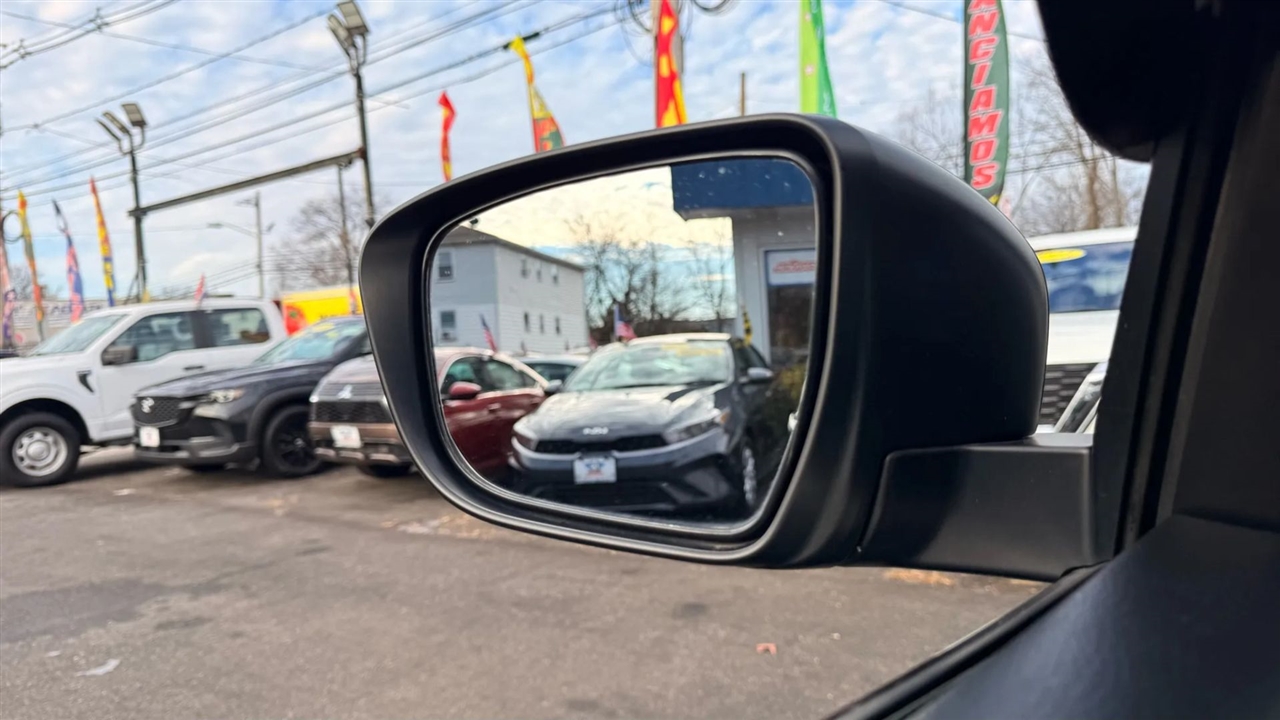 Nissan Rogue Sport SV 2022