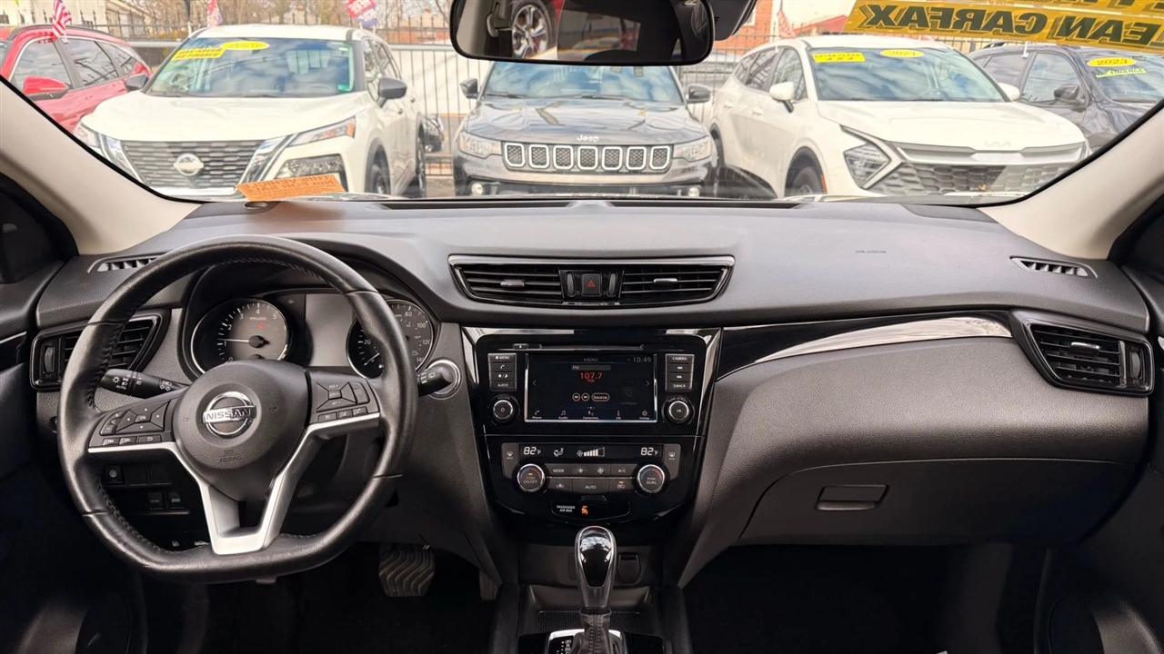 Nissan Rogue Sport SV 2022