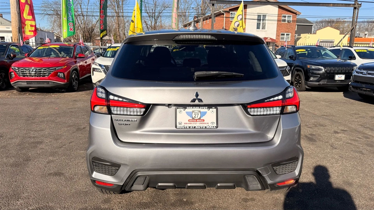 Mitsubishi Outlander Sport 2.0 ES 4WD 2023