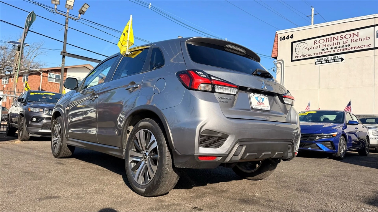 Mitsubishi Outlander Sport 2.0 ES 4WD 2023