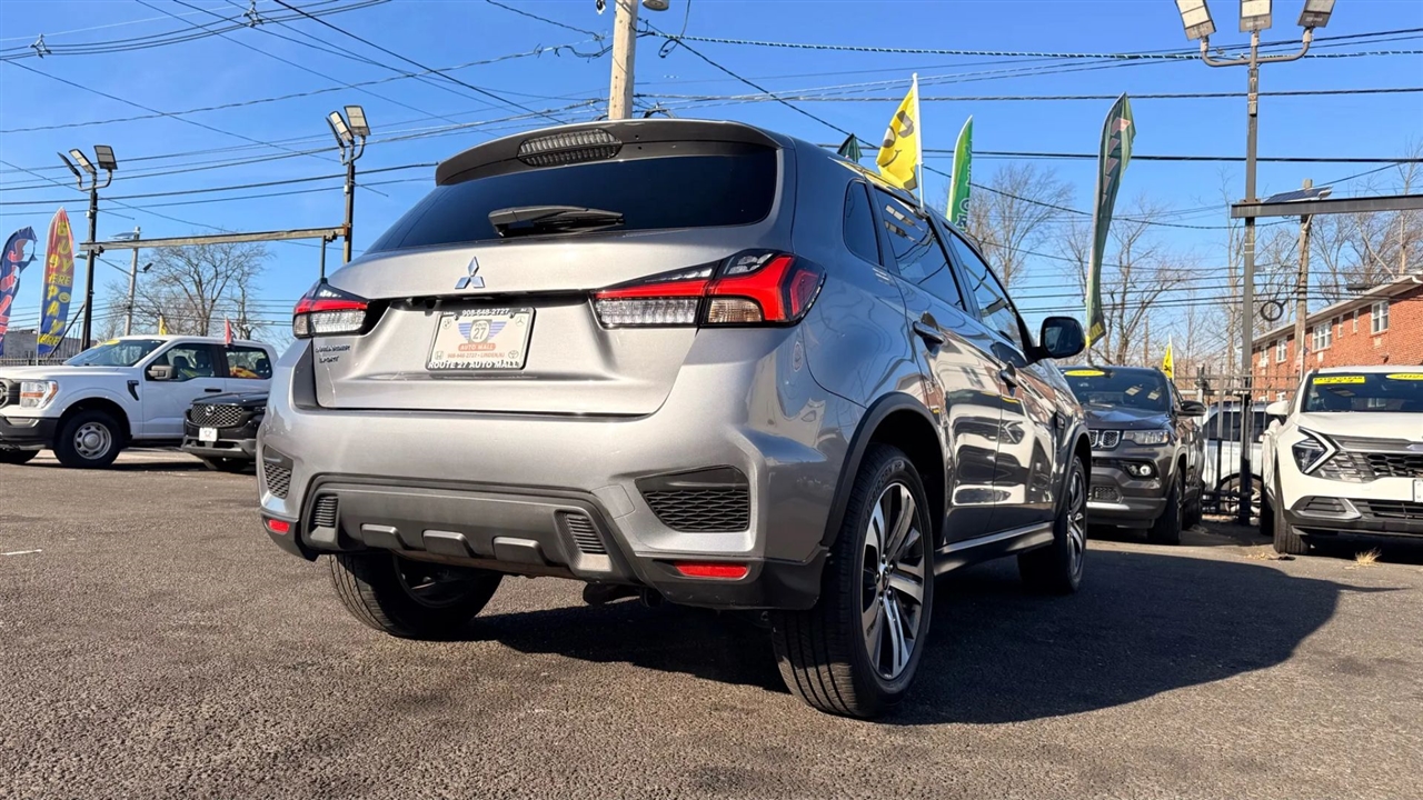 Mitsubishi Outlander Sport 2.0 ES 4WD 2023