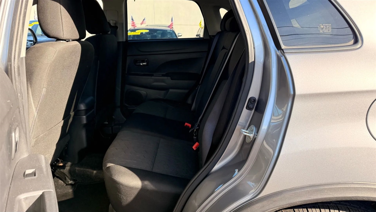 Mitsubishi Outlander Sport 2.0 ES 4WD 2023