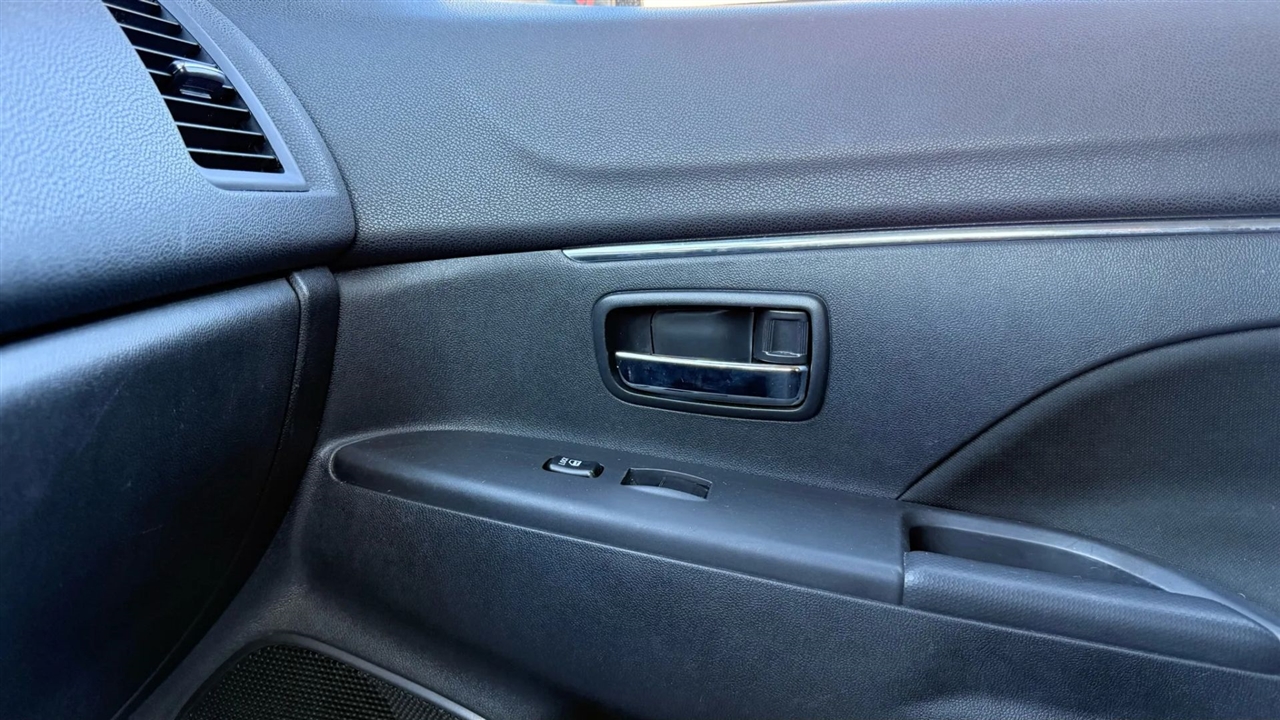 Mitsubishi Outlander Sport 2.0 ES 4WD 2023