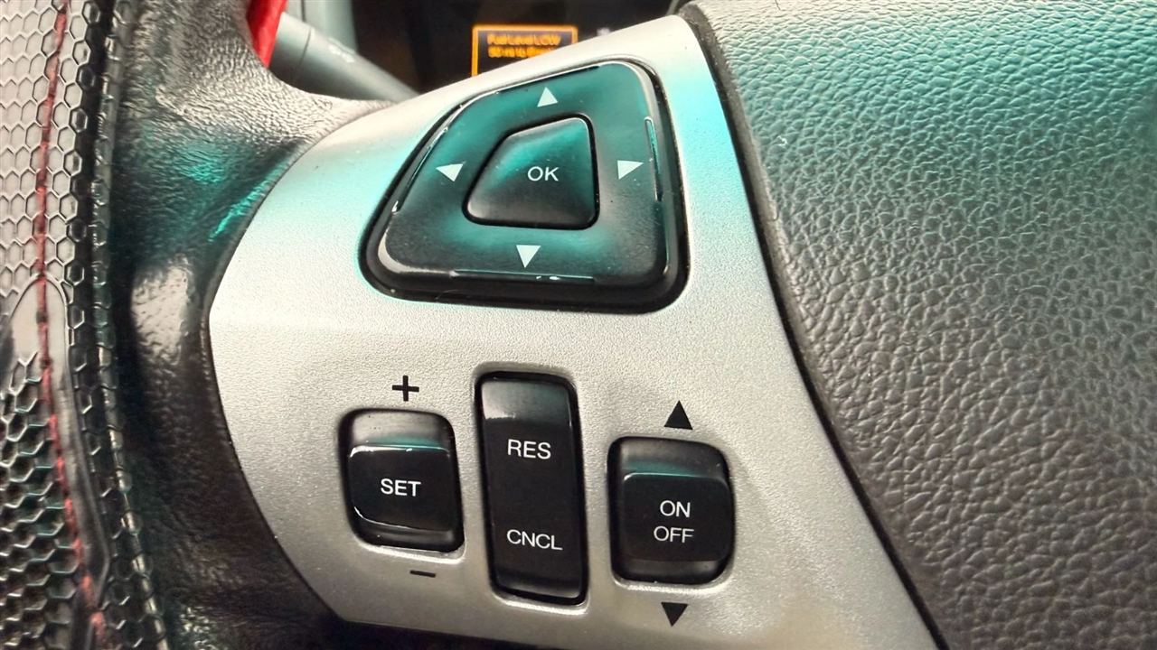 Ford Explorer XLT FWD 2012