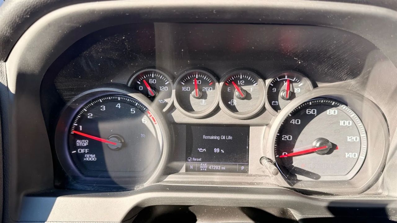 Chevrolet Silverado 1500 Custom Crew Cab 4WD 2023