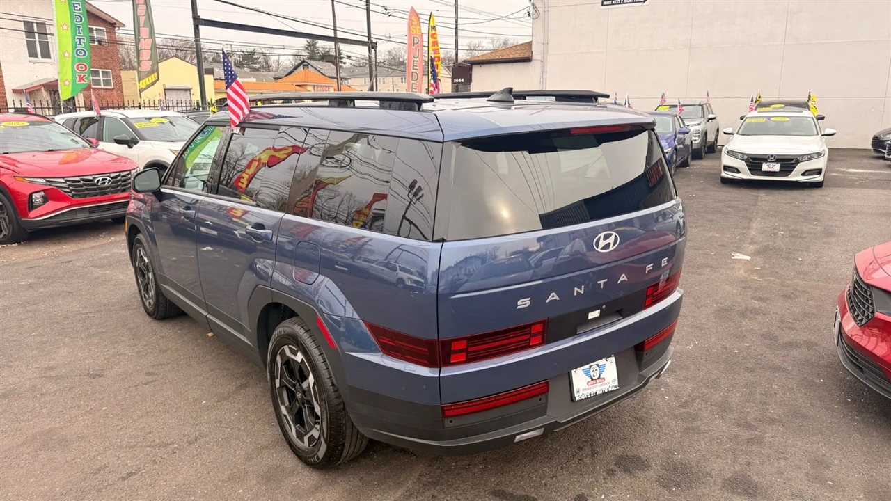Hyundai Santa Fe SEL 2025