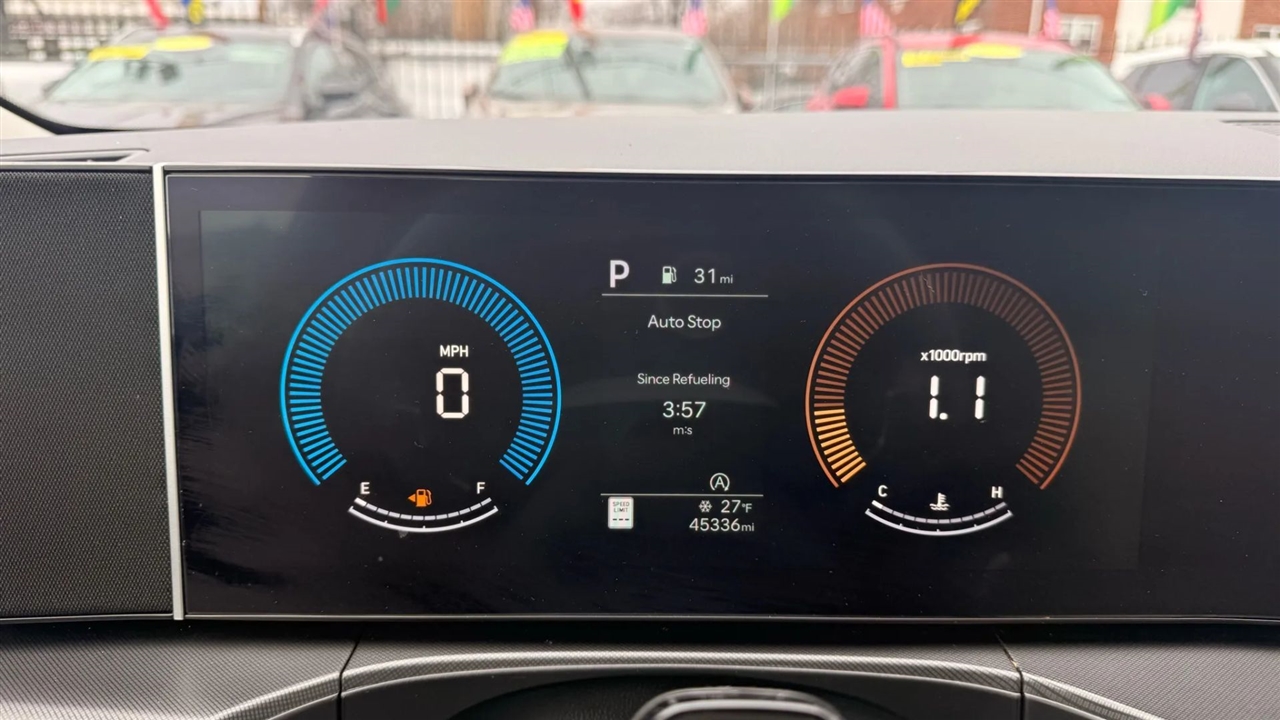 Hyundai Santa Fe SEL 2025