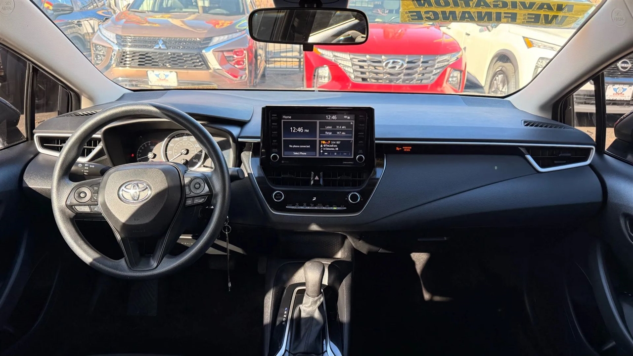 Toyota Corolla LE 2022