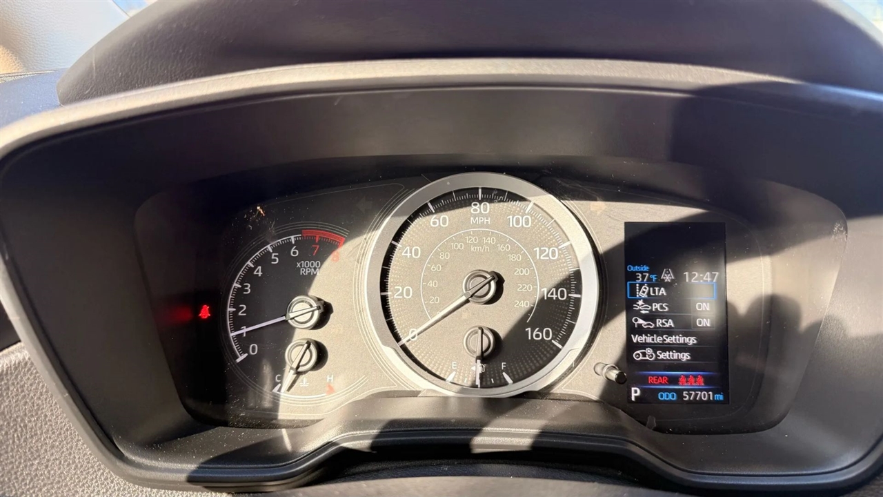 Toyota Corolla LE 2022