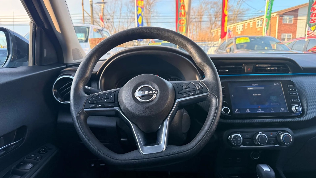 Nissan Kicks SV 2023