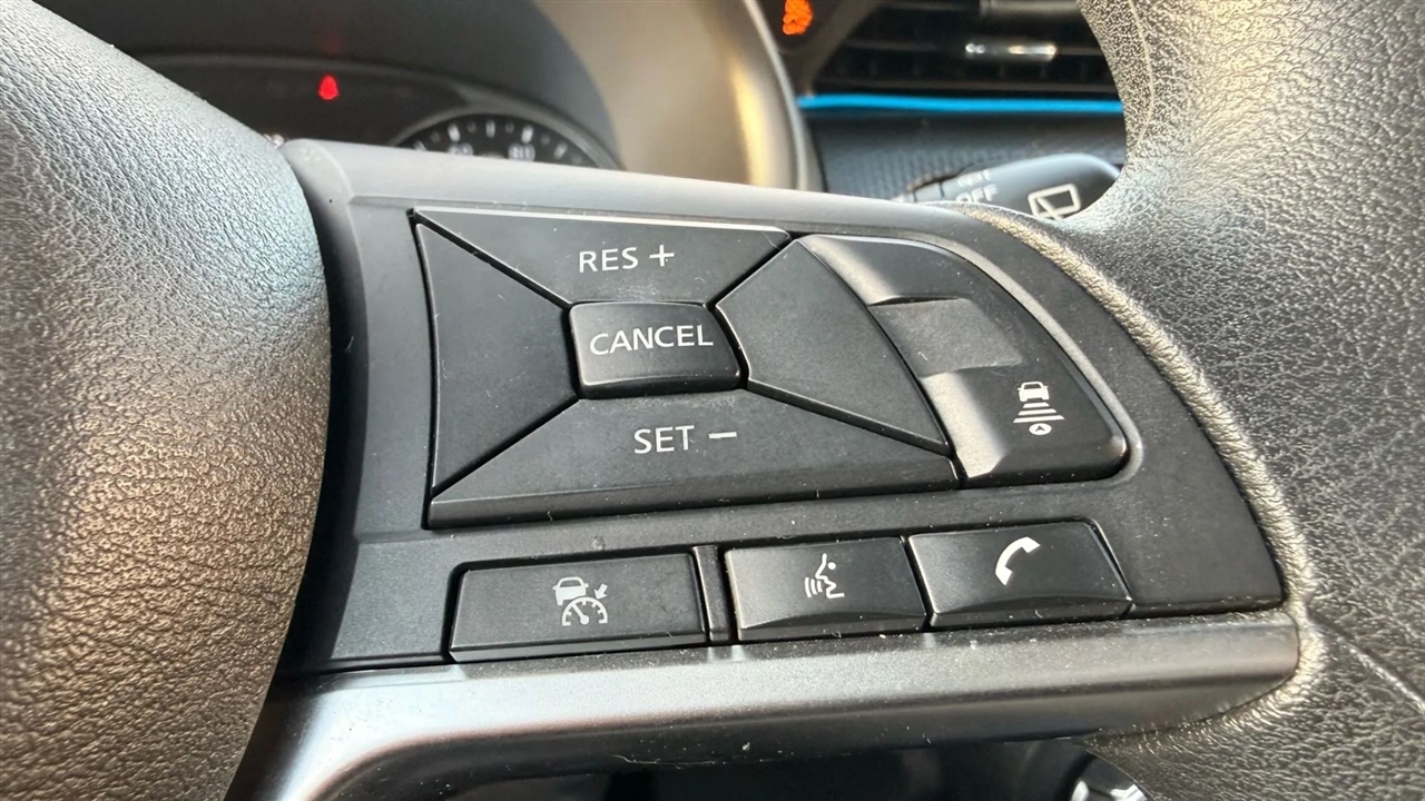 Nissan Kicks SV 2023