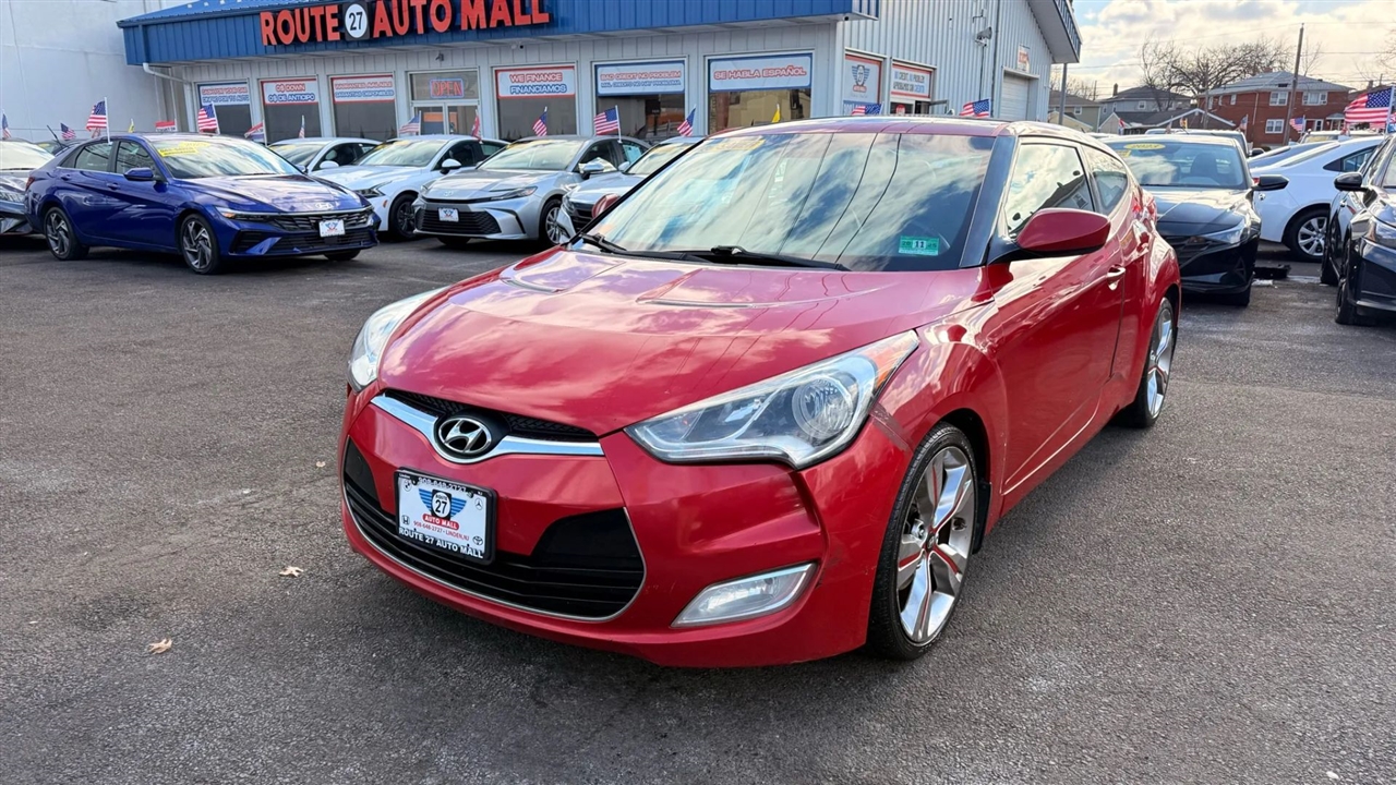 Hyundai Veloster Base 2013