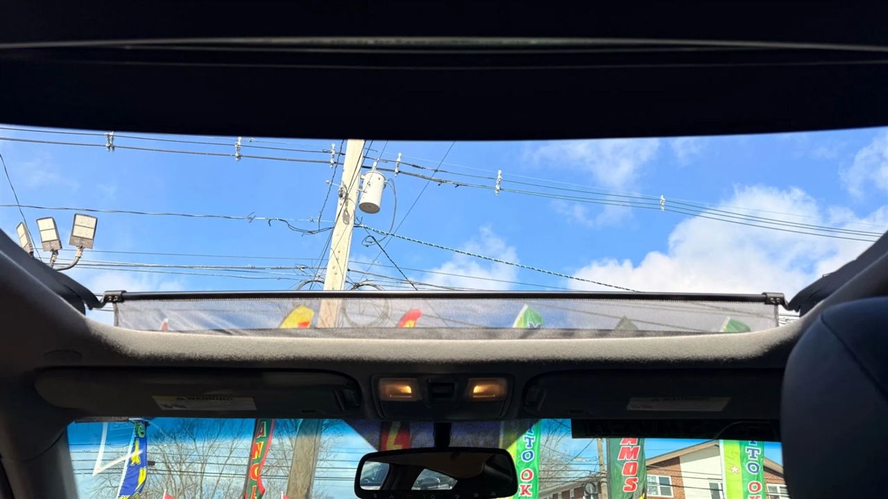 Hyundai Veloster Base 2013