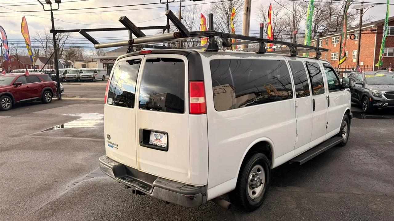 Chevrolet Express LT 3500 Extended 2012