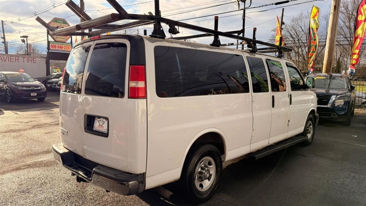 Chevrolet Express LT 3500 Extended 2012