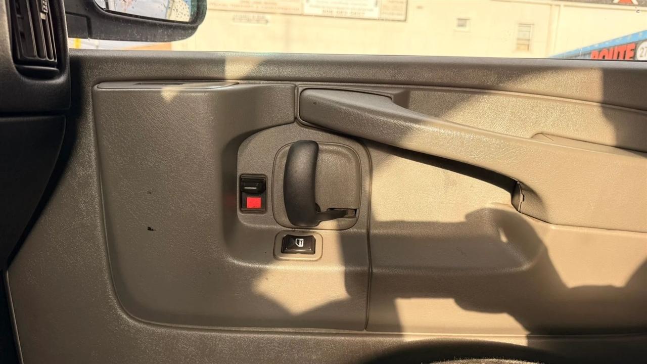 Chevrolet Express LT 3500 Extended 2012