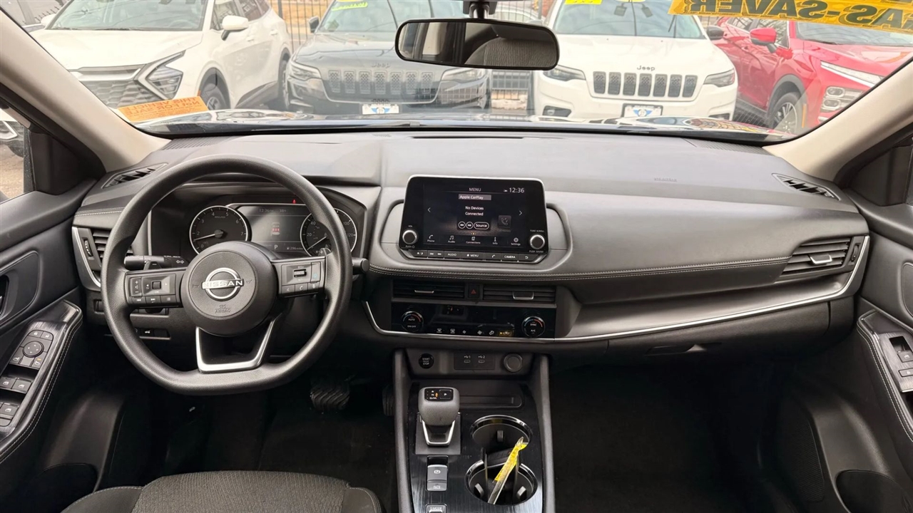 Nissan Rogue SV 2024