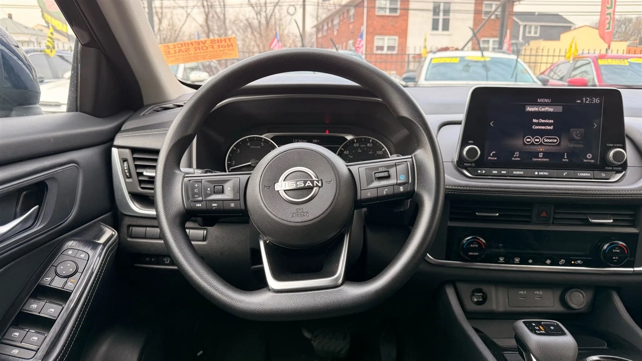 Nissan Rogue SV 2024