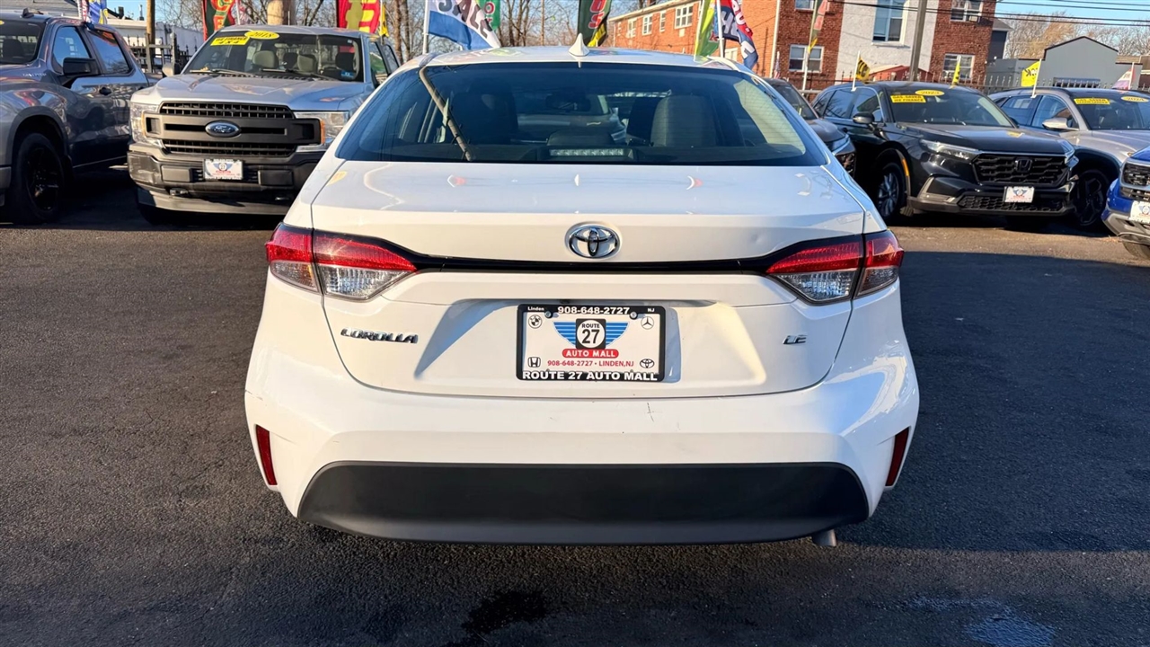 Toyota Corolla LE 2023