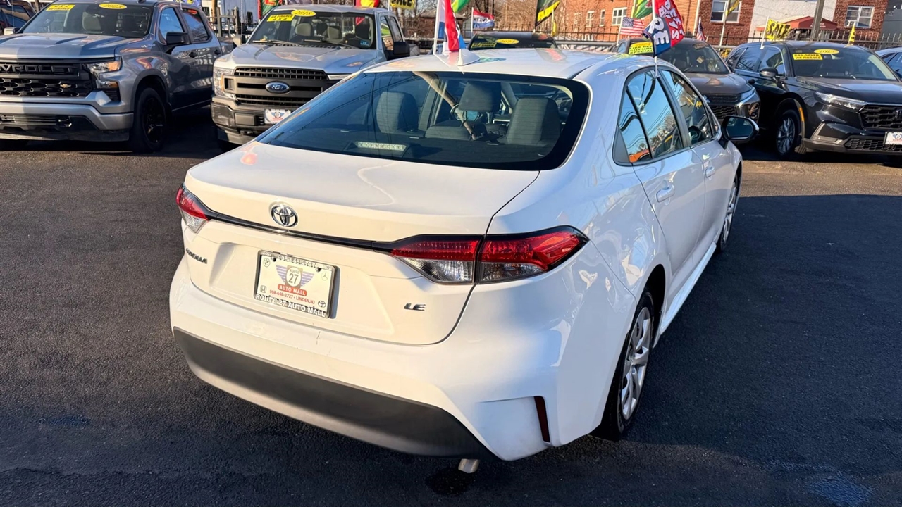 Toyota Corolla LE 2023