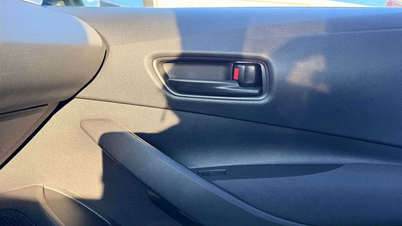 Toyota Corolla LE 2023