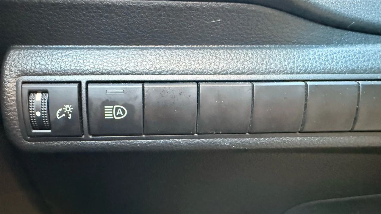 Toyota Corolla LE 2023