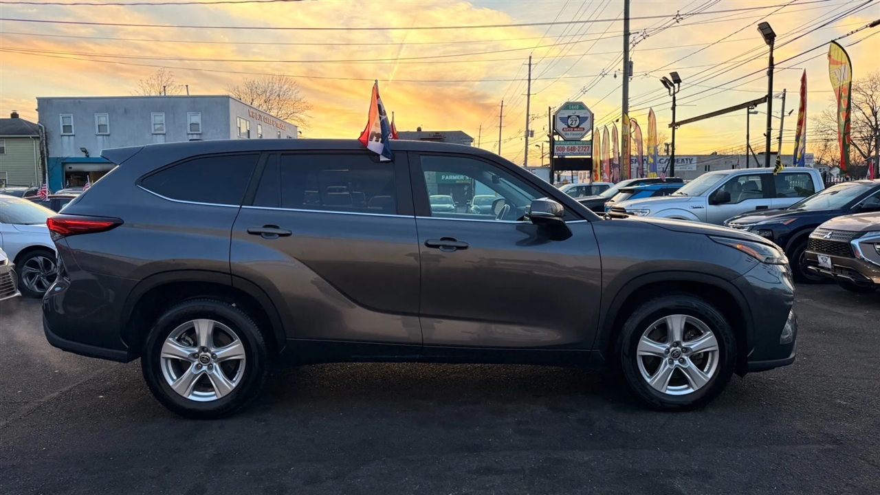 Toyota Highlander Others 2023