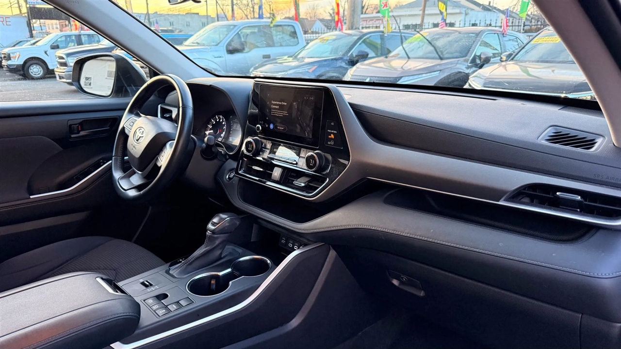 Toyota Highlander Others 2023