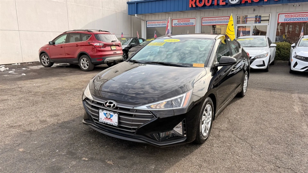Hyundai Elantra SE 6M 2020