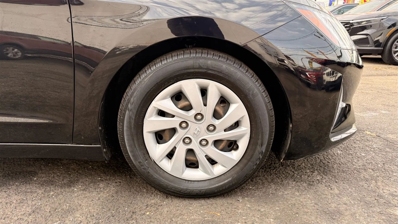 Hyundai Elantra SE 6M 2020