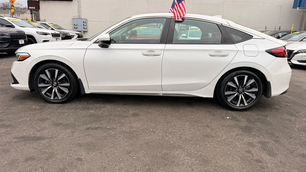 Honda Civic EX-L Hatchback 2022