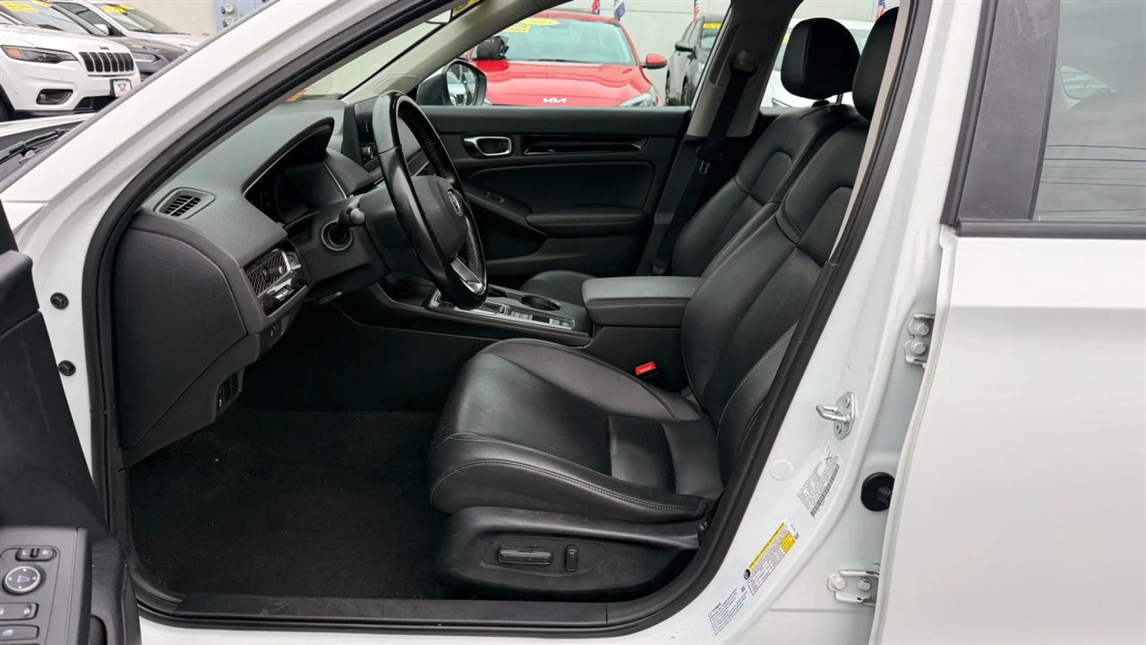 Honda Civic EX-L Hatchback 2022