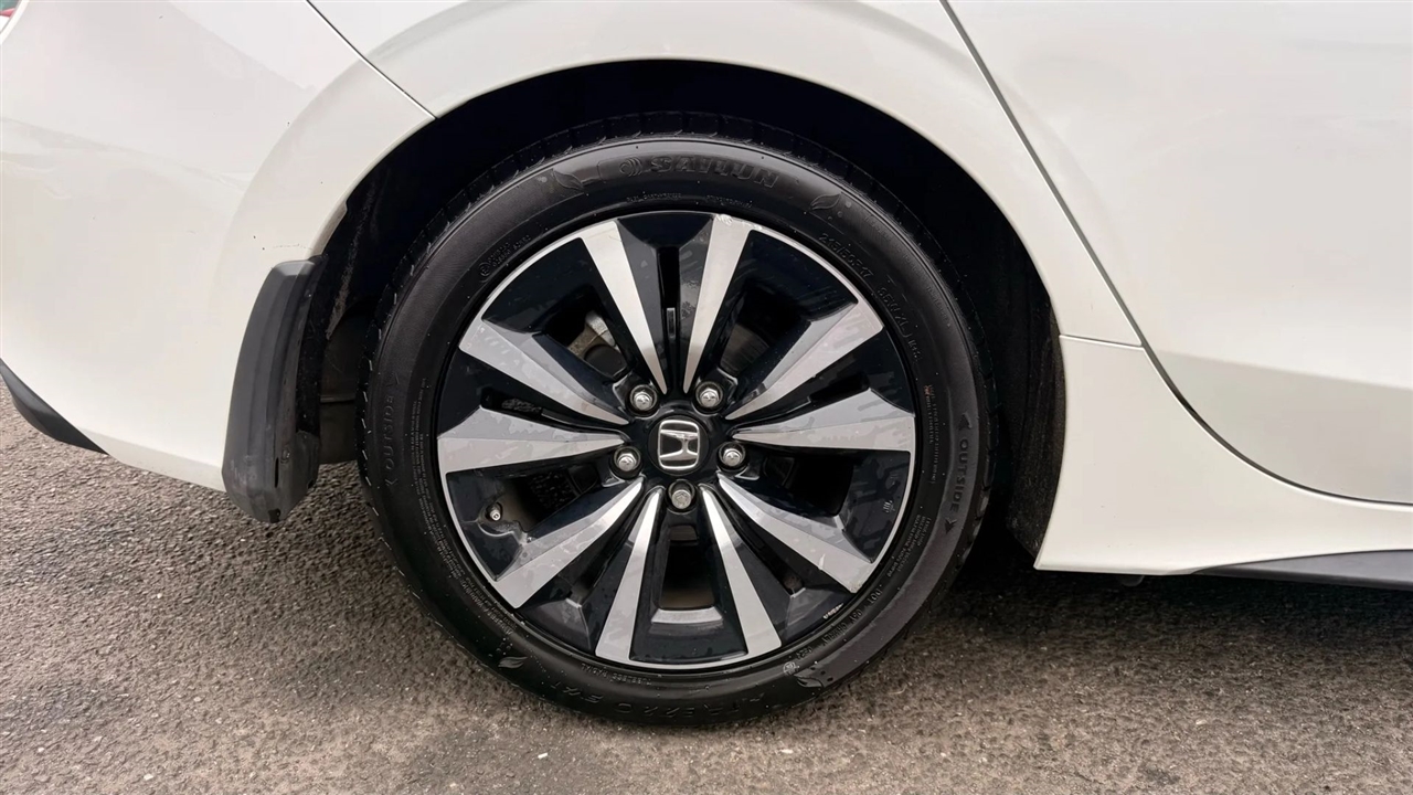 Honda Civic EX-L Hatchback 2022