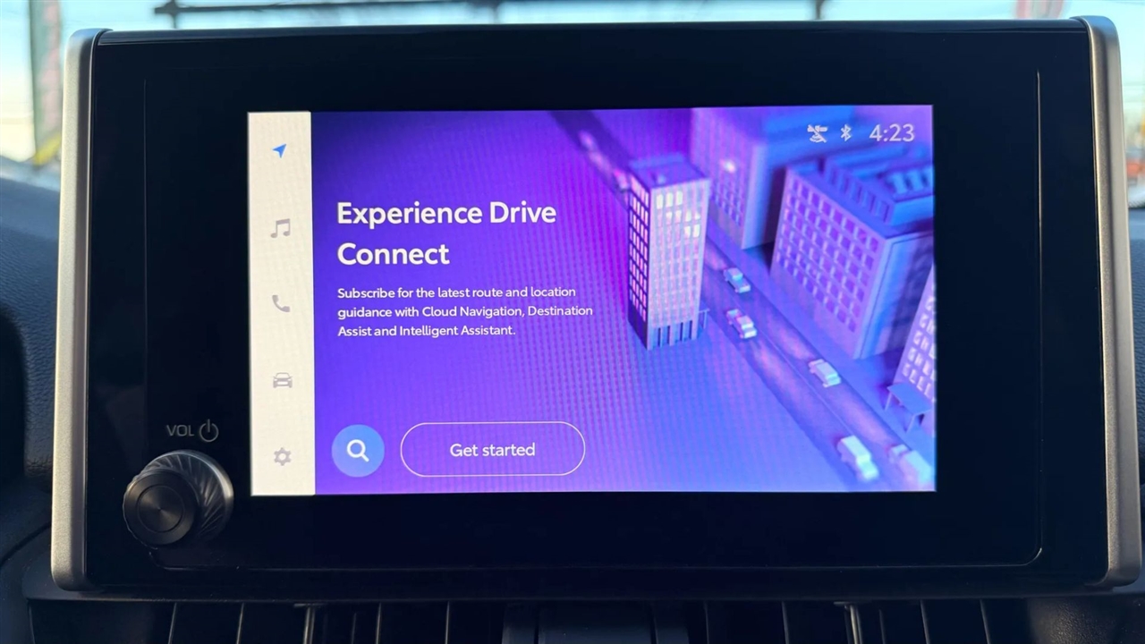 Toyota RAV4 XLE 2025