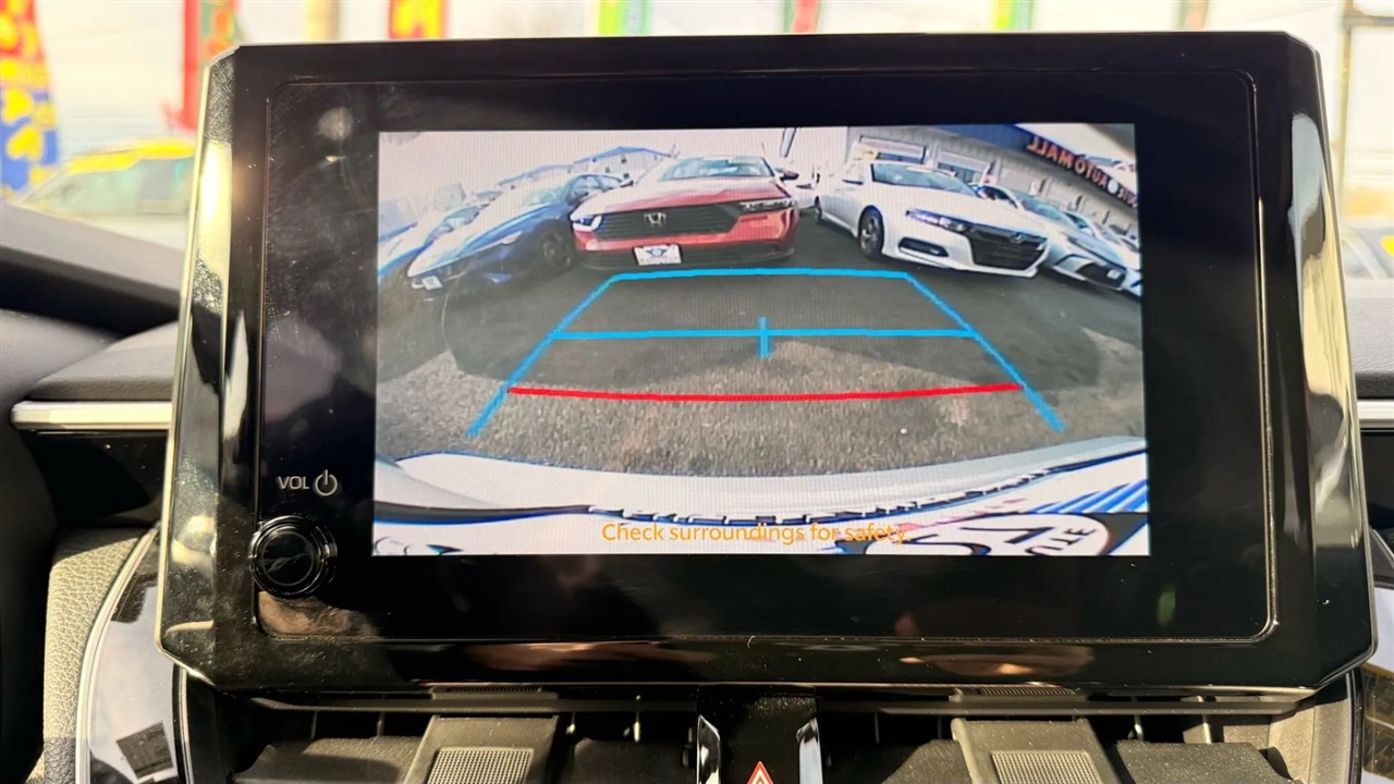 Toyota Corolla LE 2025