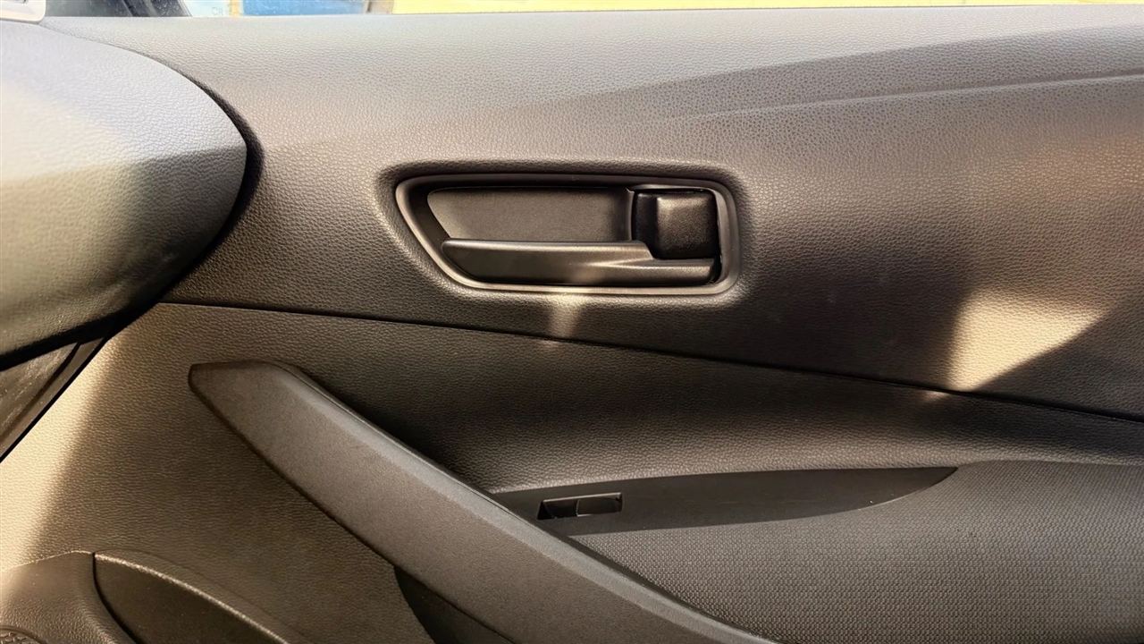 Toyota Corolla LE 2025