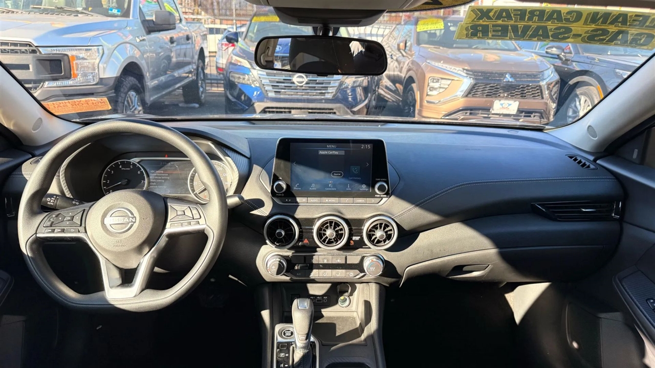 Nissan Sentra SV 2024