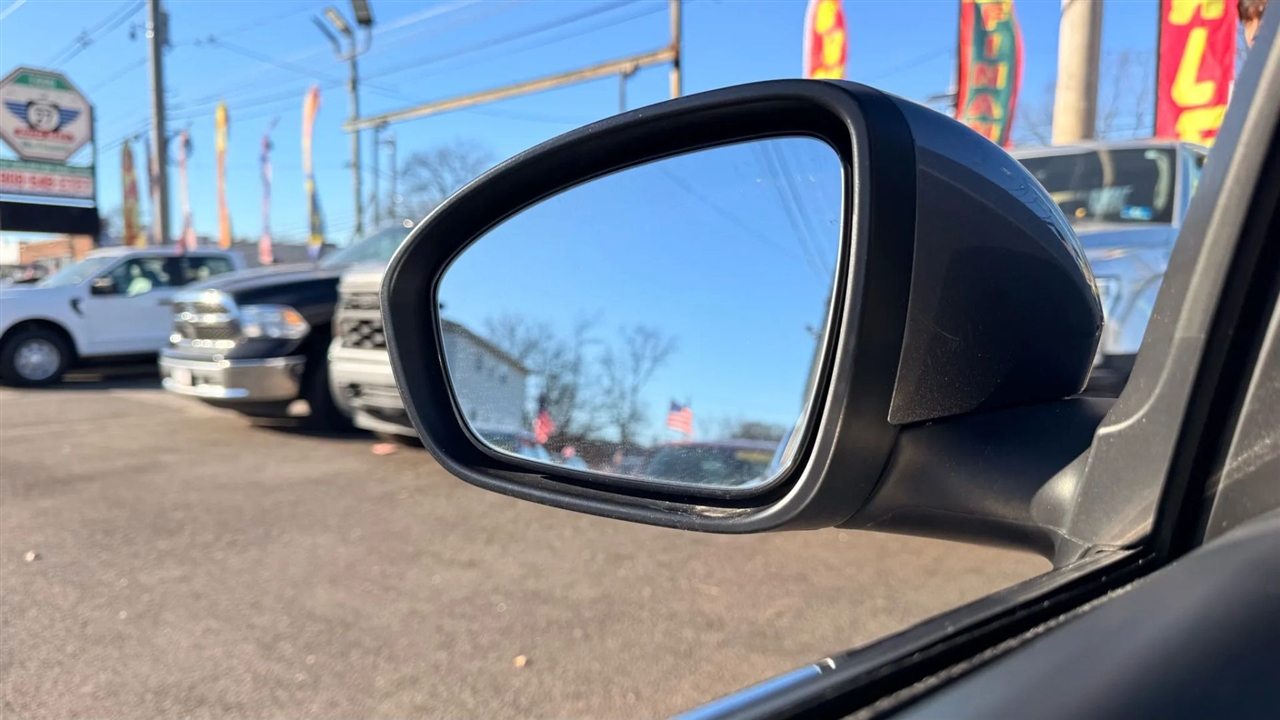 Nissan Sentra SV 2024